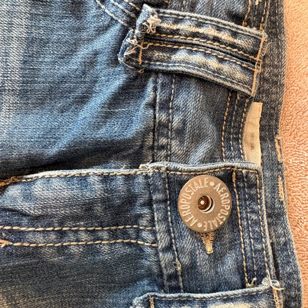 VINTAGE Aéropostale Y2K Distressed Denim mini skirt-size 4 - Picture 2 of 7